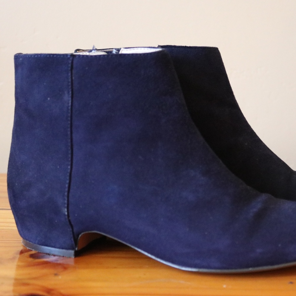 Nine West Navy Booties